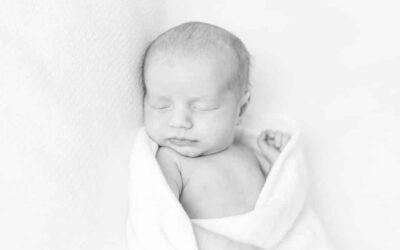 Covid friendly newborn photographer